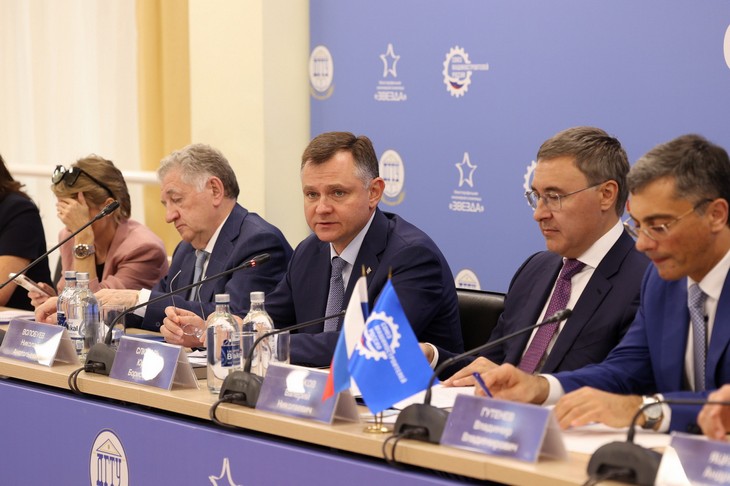 Юрий Слюсарь