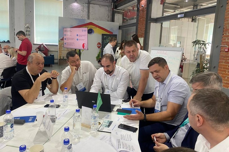 На Дону активно обсуждают план развития региона с упором на внедрение цифровых технологий