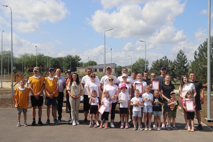 «Семейная команда»