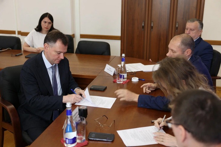 Юрий Слюсарь