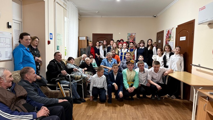 ко Дню матери