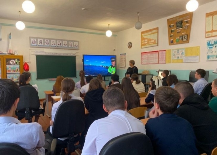 В Курно‑Липовской школе