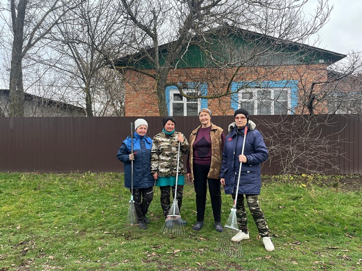 соцработники