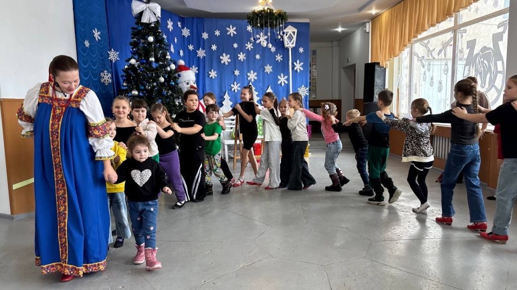 «Новогодний серпантин»