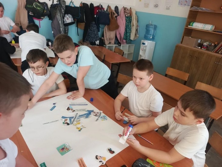 Ученики Тарасовской школы № 1