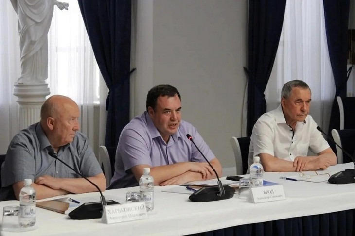Александр Брод