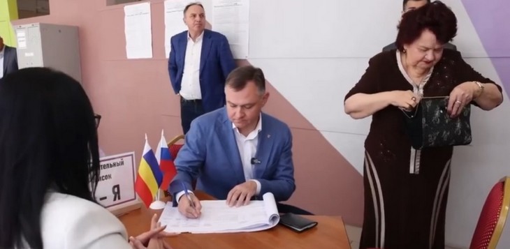 Юрий Слюсарь