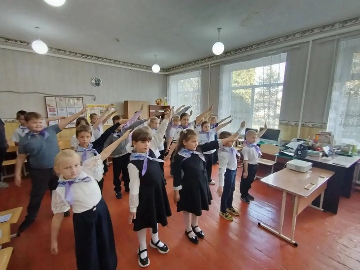 В Дячкинской школе